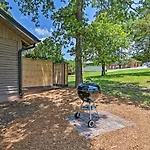 Updated Branson Cabin On Indian Point With Deck!