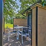 Updated Branson Cabin On Indian Point With Deck!