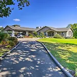 Spacious Branson Condo 3 Mi To Table Rock Lake!