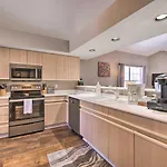 Condo And Sunroom And Pool Access, Walk To Marina