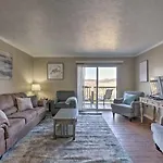 Branson Escape With Shared Pool, 5 Mi To Lake!