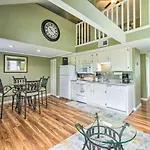 Branson Condo With Balcony - Hike, Boat And Explore!
