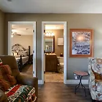 The Club By Dreams2Reality Vacations- Includes Free Attraction Tickets Daily!