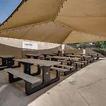 Hadley\'S Place At Pointe Royale, Pristine 2 Bed 2 Bath Condo