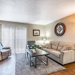 Cozy 3-Bedroom Condo Near Branson