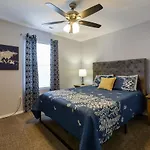3Br Condo Near The Strip - Pool - Free Tickets Included - Vin2912-3