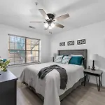 3-Bedroom Renovated Condo At The Champions