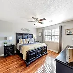Thousand Hills - The Knollwood At Foothills