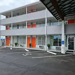 The Retro Hotel