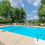 2Br Penthouse Condo - Near The 76 Strip - Pool - Free Tickets Included - Cld-11