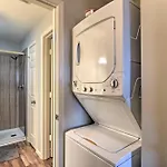 Branson Pointe Royale Resort Condo With Amenities!