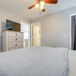 Branson Retreat With Pool Access About 3 Mi To Dtwn