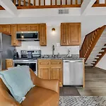 Fall Creek Condo Near The Strip!