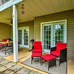 Experience Euphoria At Branson\'S Fall Creek Condo