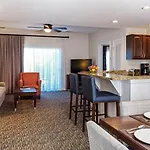 Beautiful Hotel In Mountain Vista - 2Bd Sleeps Up To 8