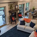 Journey\'S Remedy -Lake View Sleeps 30