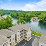 Fort Taneycomo Condo