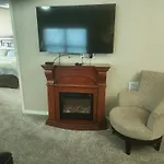 Luxury Lakeside Living--Free Attraction Tickets--Beautiful Views - Mj126