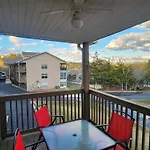 2Br Cozy Condo - Centrally Located - Free Tickets Included - Fc 53-5