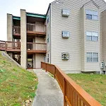 Branson Home With View 1 Mi To Silver Dollar City!