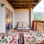 Branson Home With View 1 Mi To Silver Dollar City!