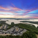 Cm132-6 -Summer Breeze- Sleeps 17 Home