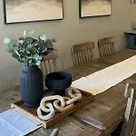 Cozy Cove Lodge