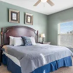 2 Bedroom 0Condo W Deck & Wooded Views-Free Attraction Tickets-Close To State Park Marina
