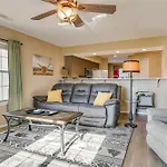 Sunroom With Golf Views Central Branson Condo!