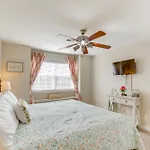 Branson Condo With Balcony, Near Silver Dollar City!
