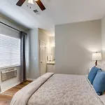 4 Mi To Branson Landing Resort Condo With Balcony