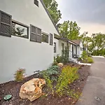 Branson Cottage With Pool Access About 2 Mi To The Strip