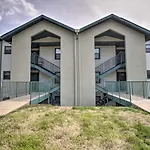 Less Than 1 Mi To Strip Branson Condo On Golf Course!
