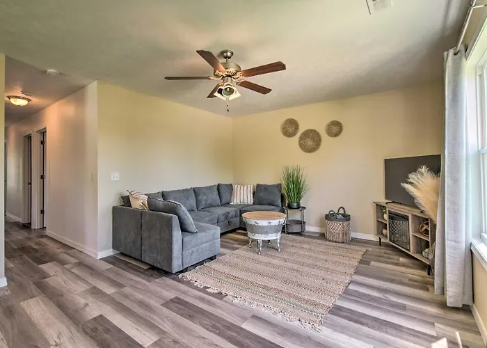 Branson Home With Patio And Fire Pit 7 Mi To Downtown