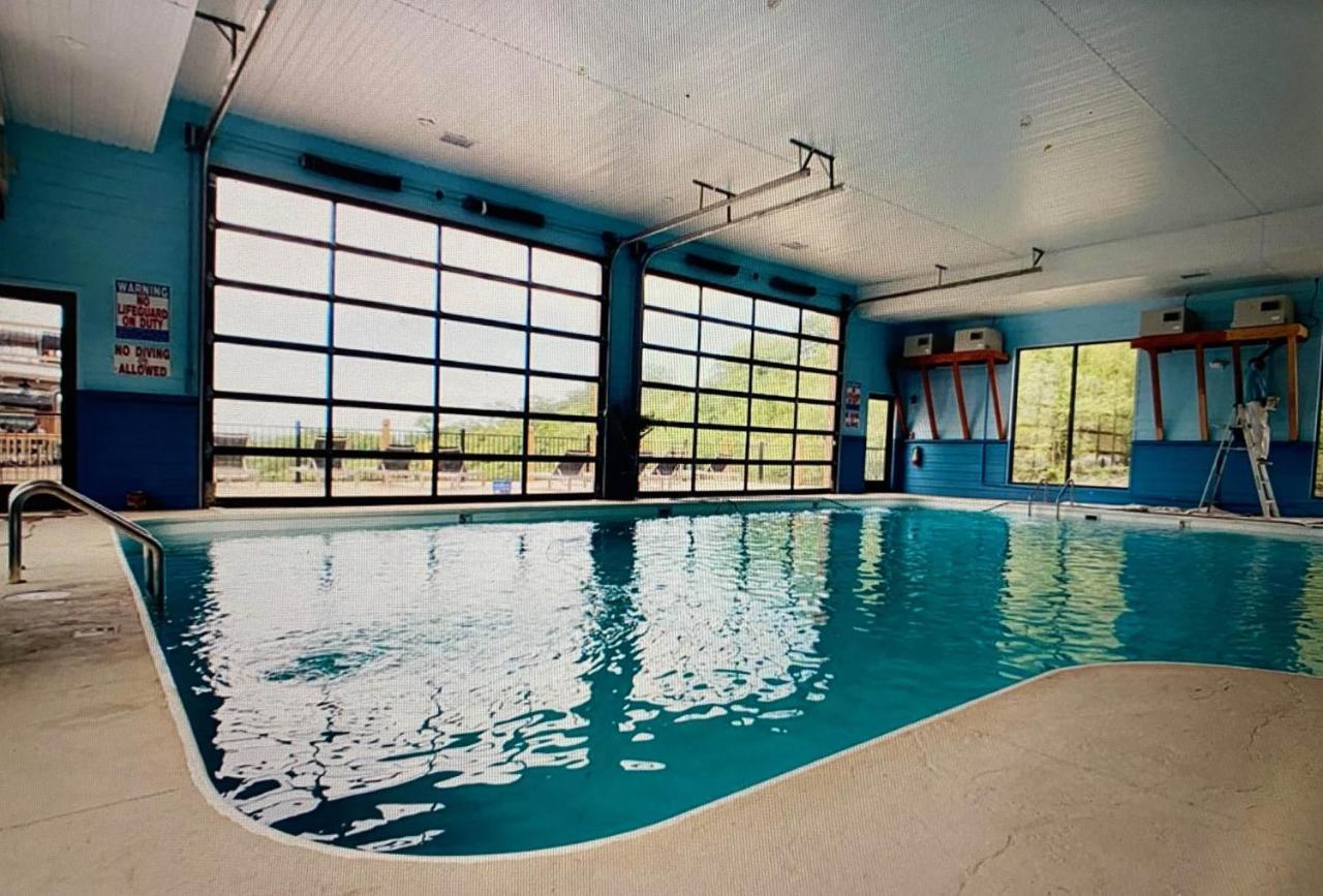 Holiday home Lakefront Haven *