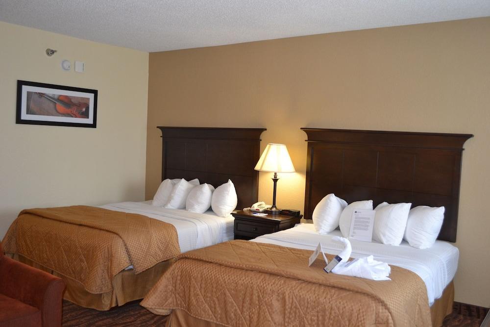 Western Music Capital Hotel 3*