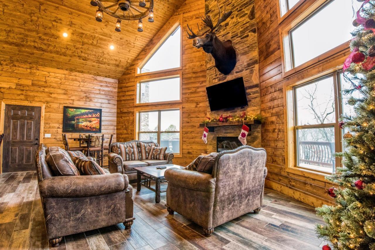 Watermill Cove Lakefront 8bed 8ba Free Amenities 2 Miles To Sdc Holiday home *