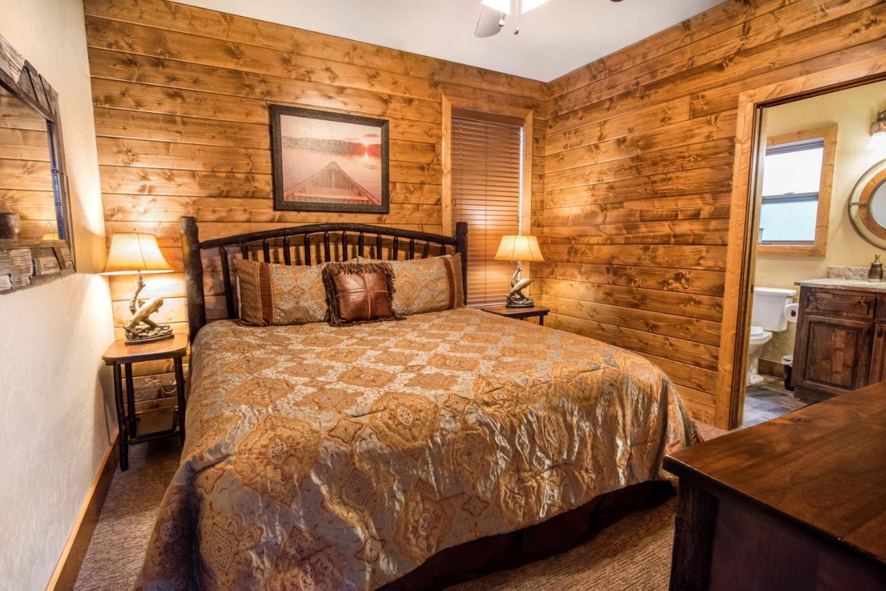 Watermill Cove Lakefront 8bed 8ba Free Amenities 2 Miles To Sdc Branson