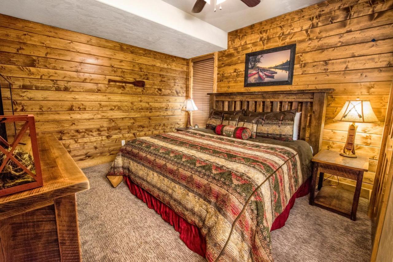 Watermill Cove Lakefront 8bed 8ba Free Amenities 2 Miles To Sdc * Branson
