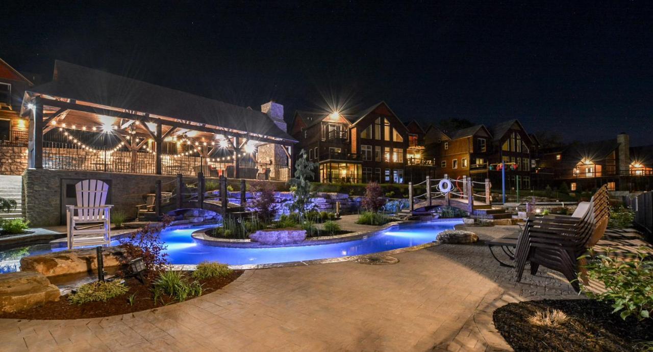 Holiday home Luxury Lakefront Lazy River Huge Pool Kayaks 2mi To Sdcity Branson