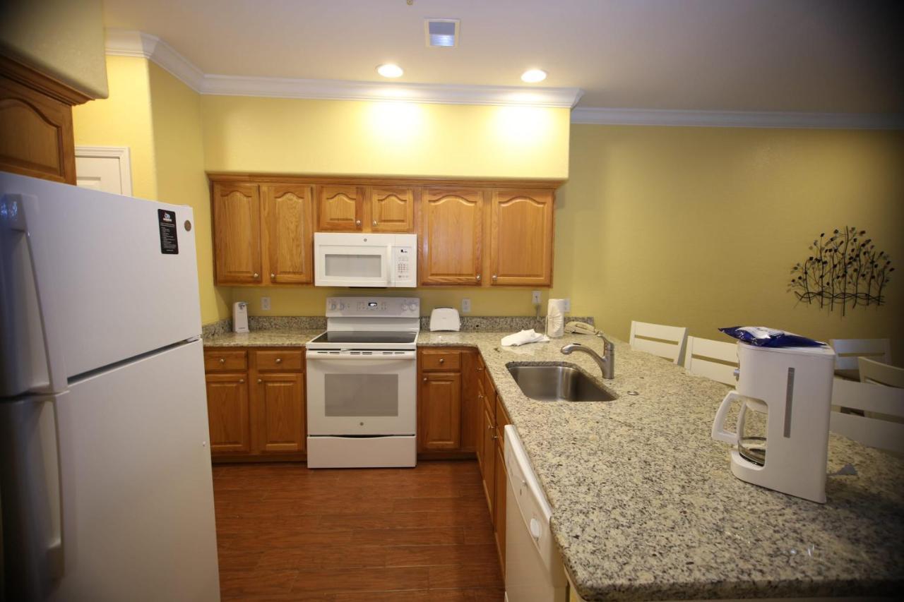 Spacious In Heart Of 2br Standard Branson