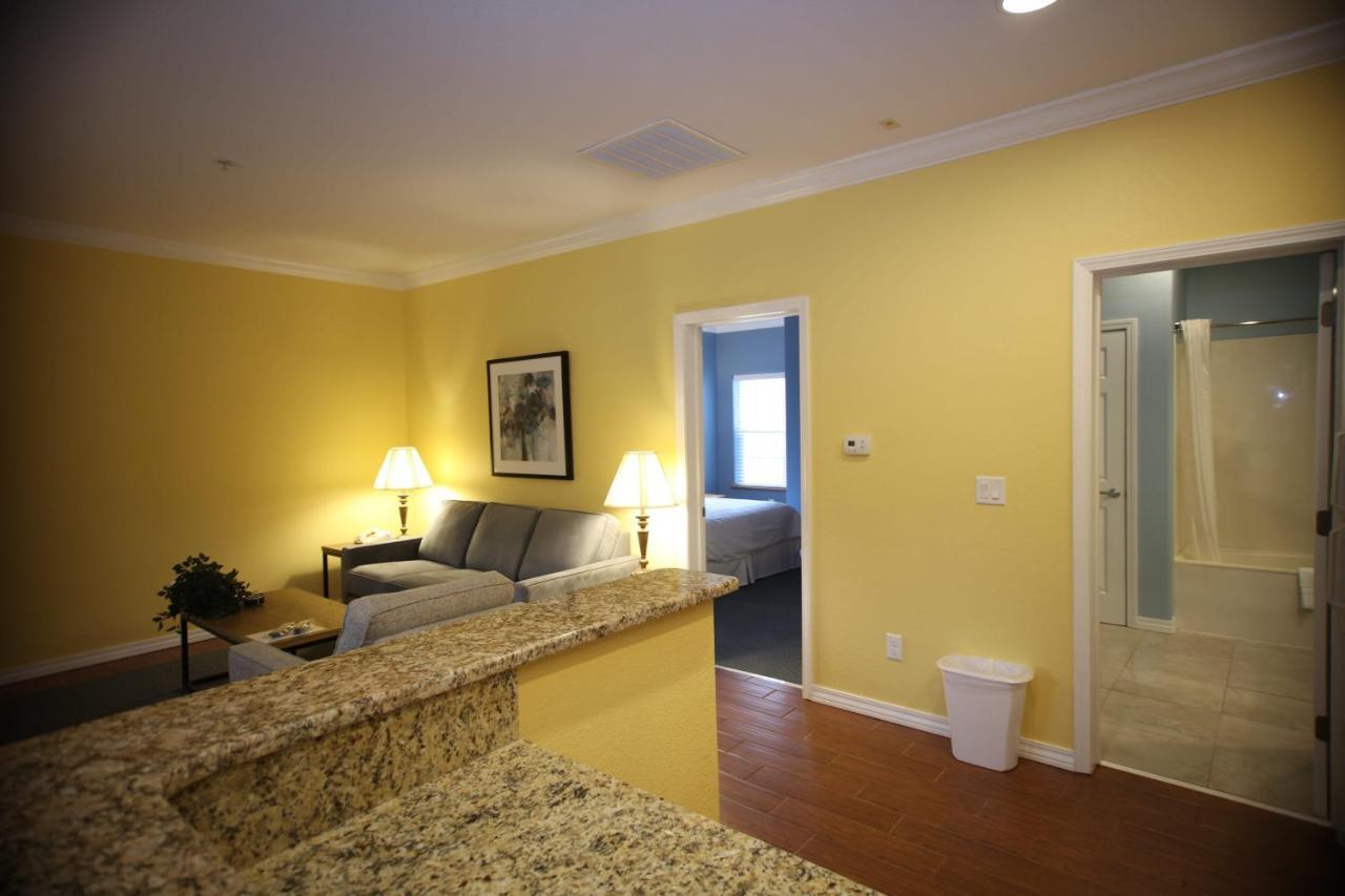 Beautiful Palace View 1br Standard Holiday home Branson