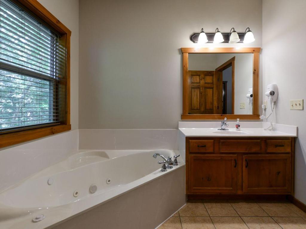 243 Holiday home *