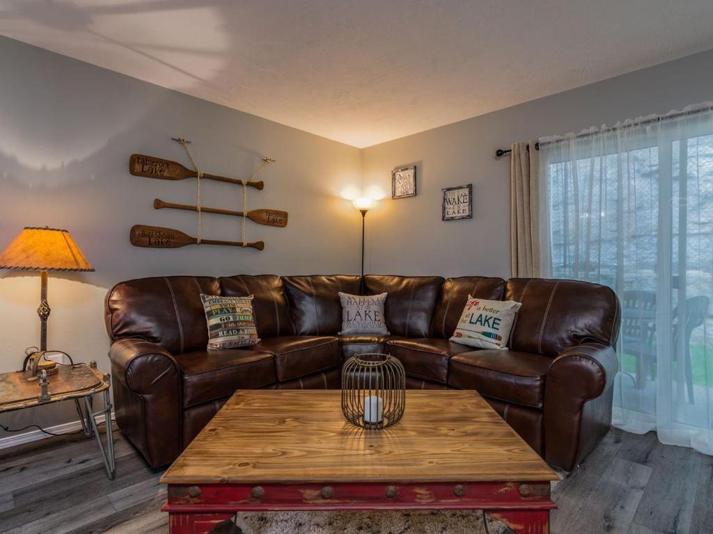 Lake Cove - Fun In Every Direction! Remodeled And Ready!