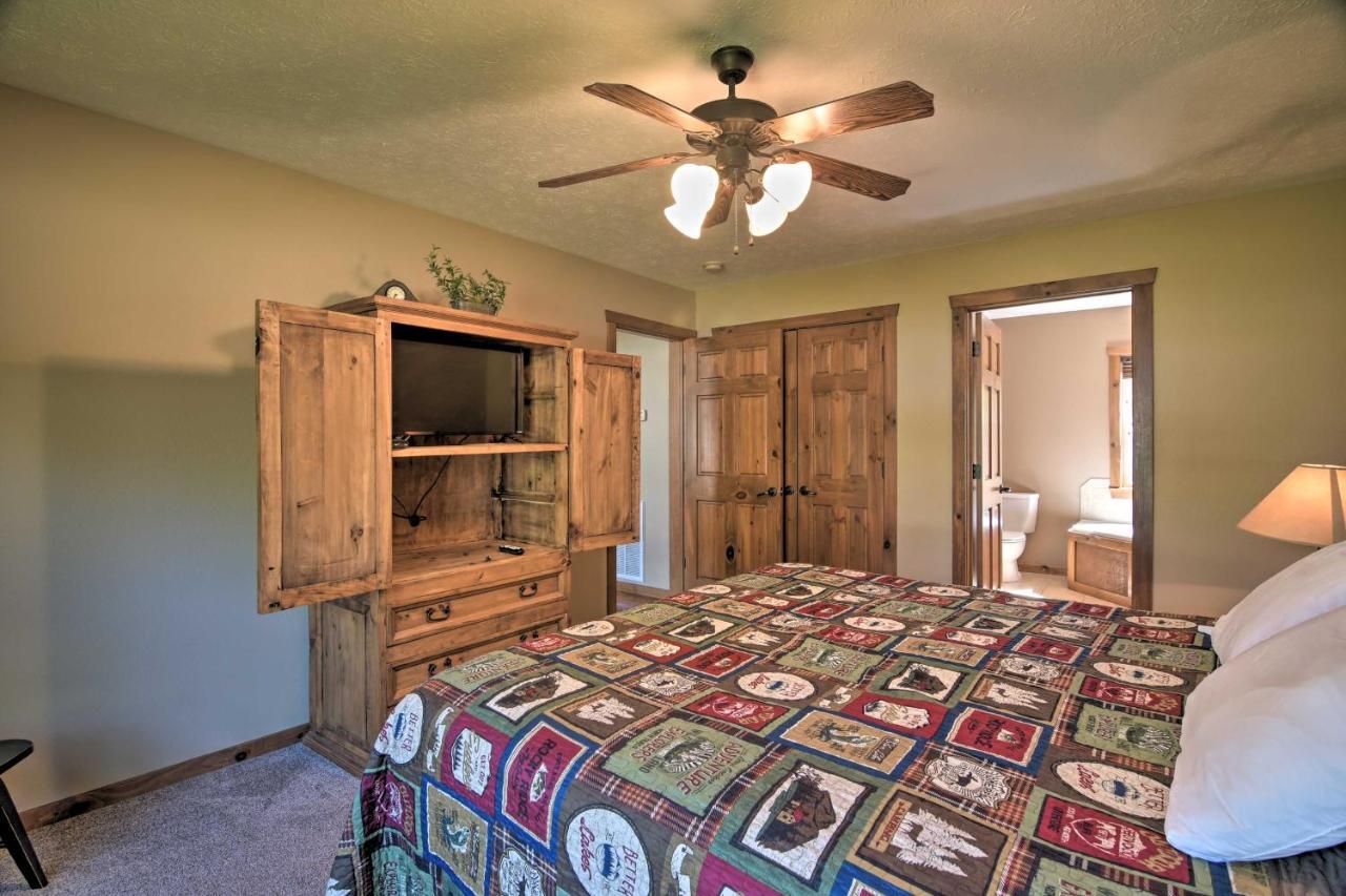 Refined Near Silver Dollar City! * Branson