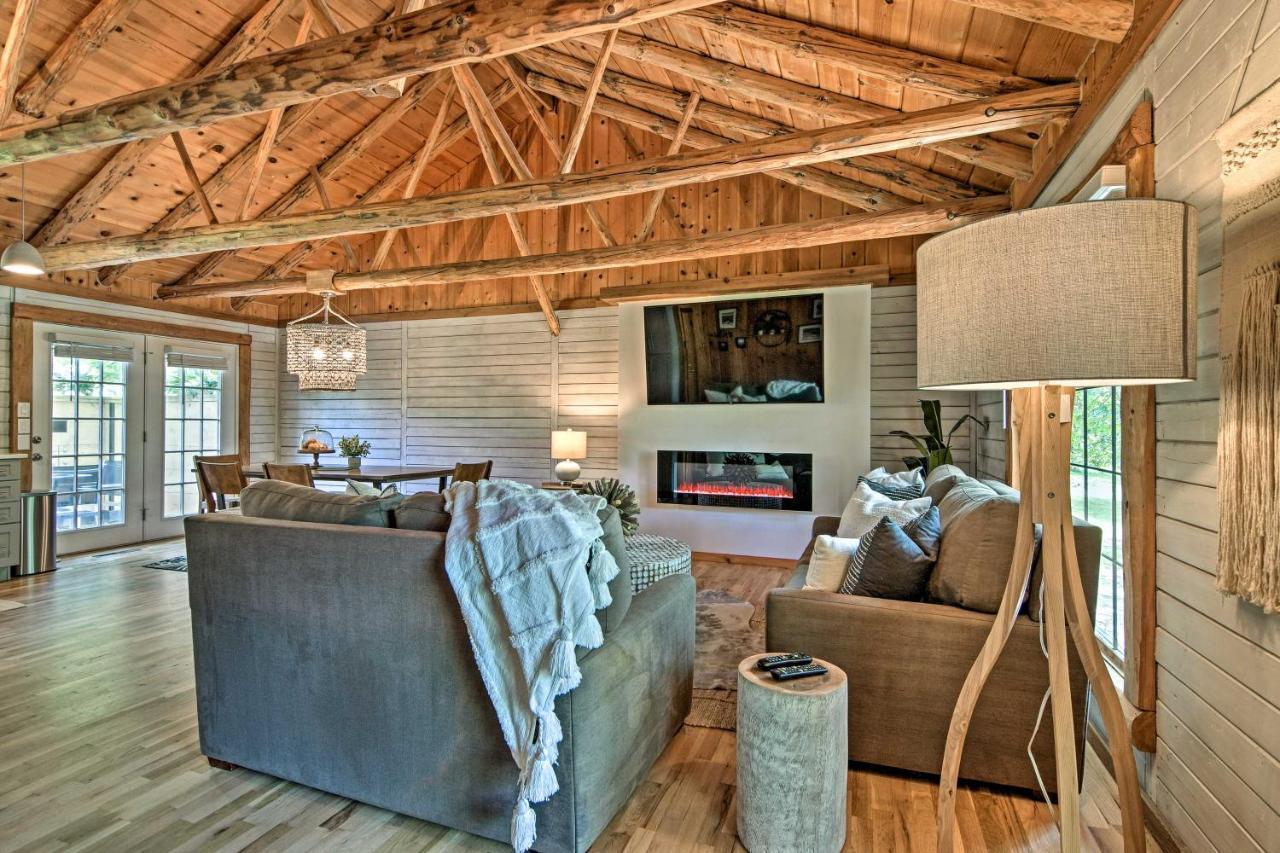 Updated Cabin On Indian Point With Deck! Holiday home *