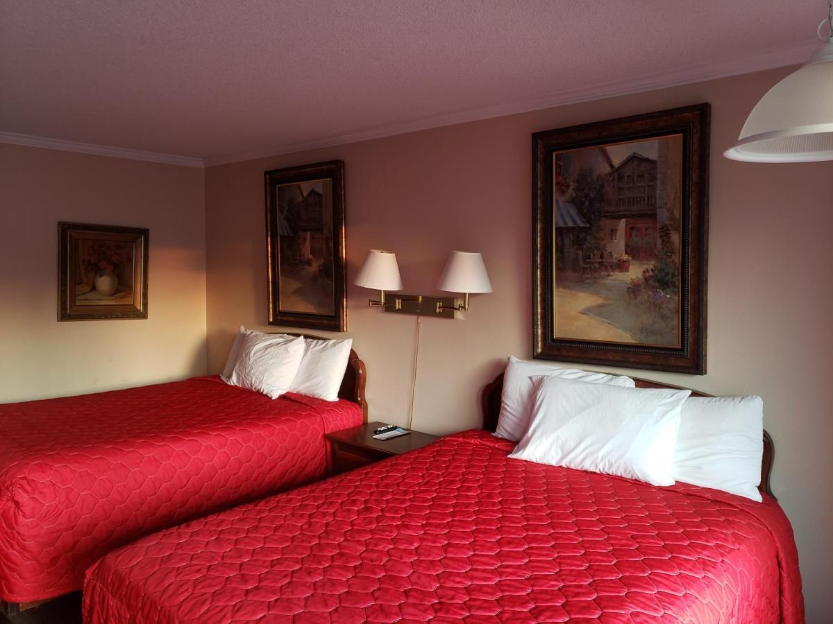 Oak Grove 3* Branson