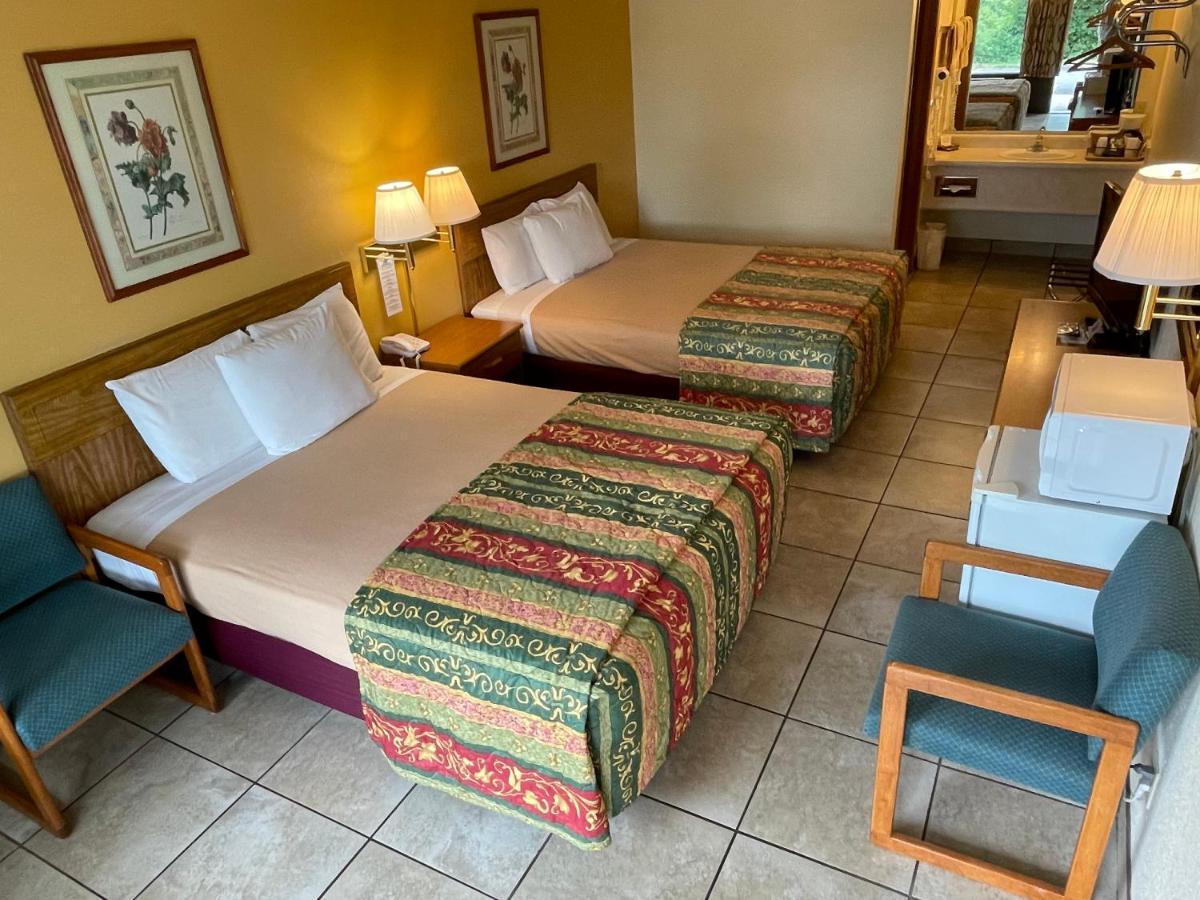 Ozark Valley Inn 2*