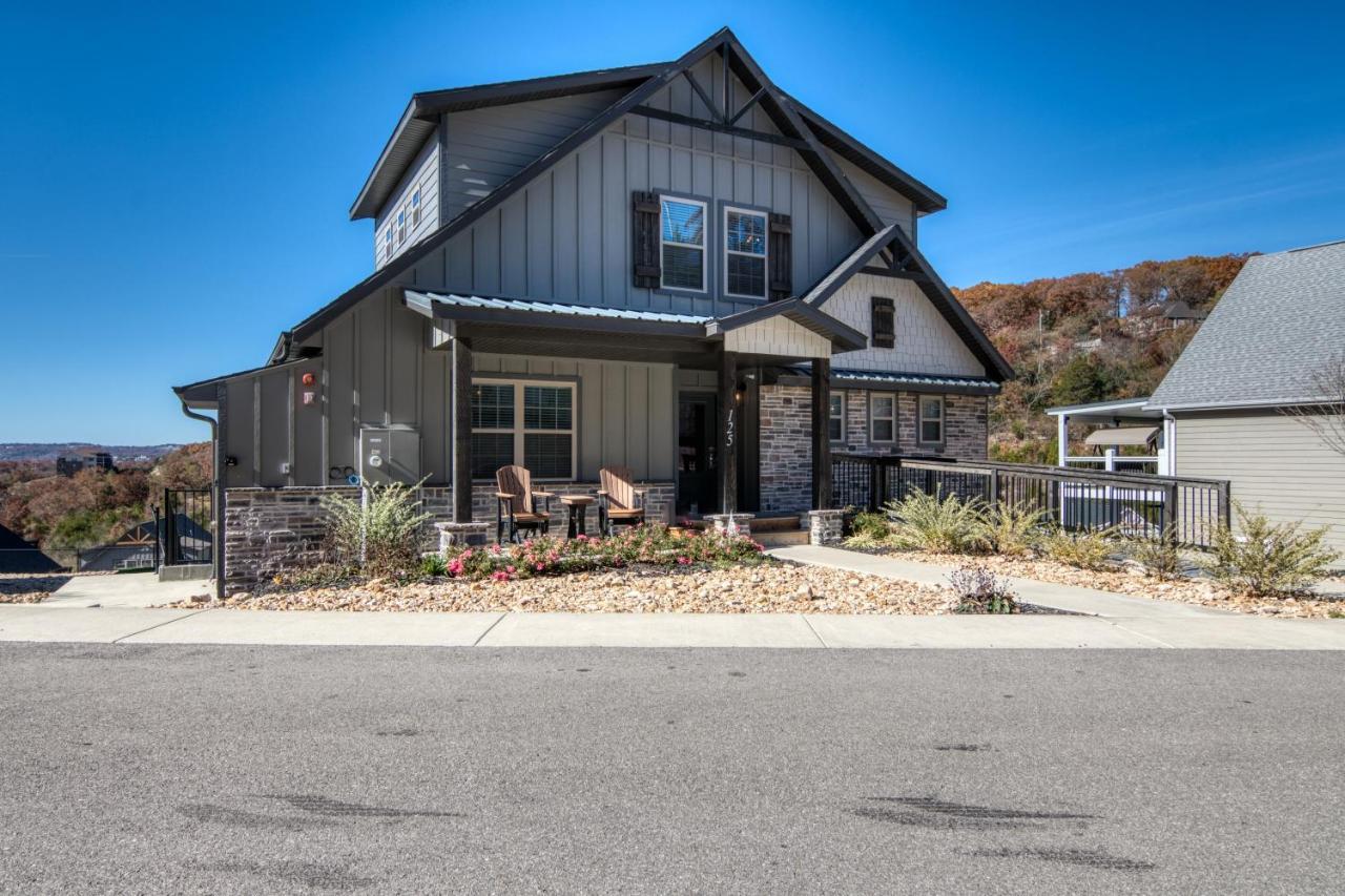 Holiday home Lakefront Haven
