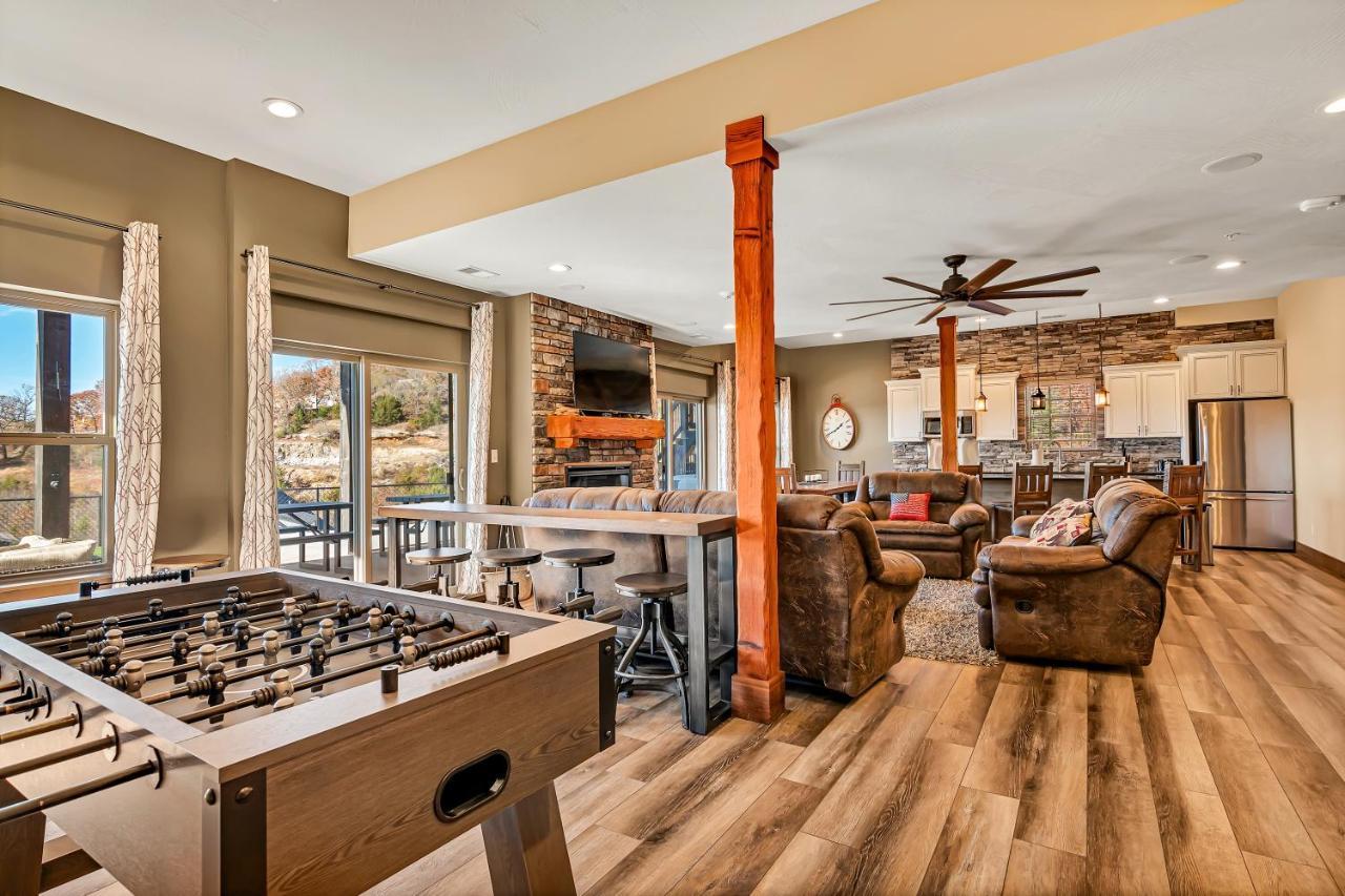 Lakefront Haven Holiday home Branson